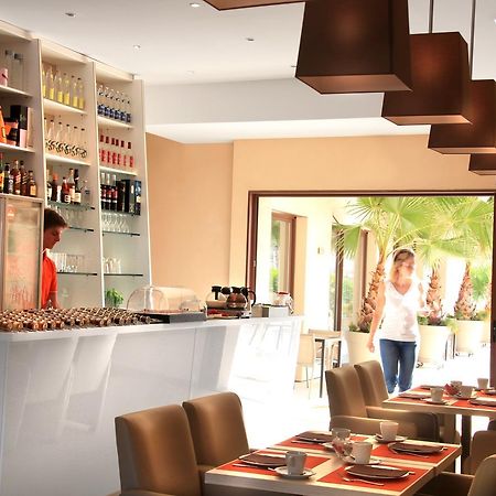 Seventeen Hotel Valbonne Luaran gambar