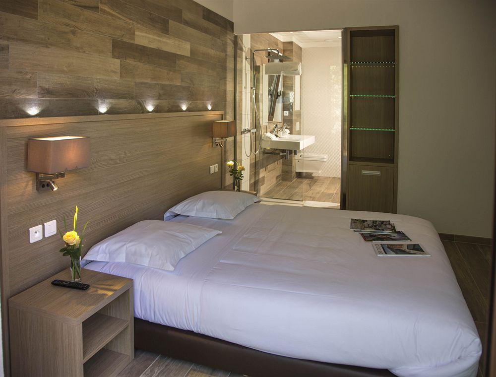 Seventeen Hotel Valbonne Luaran gambar