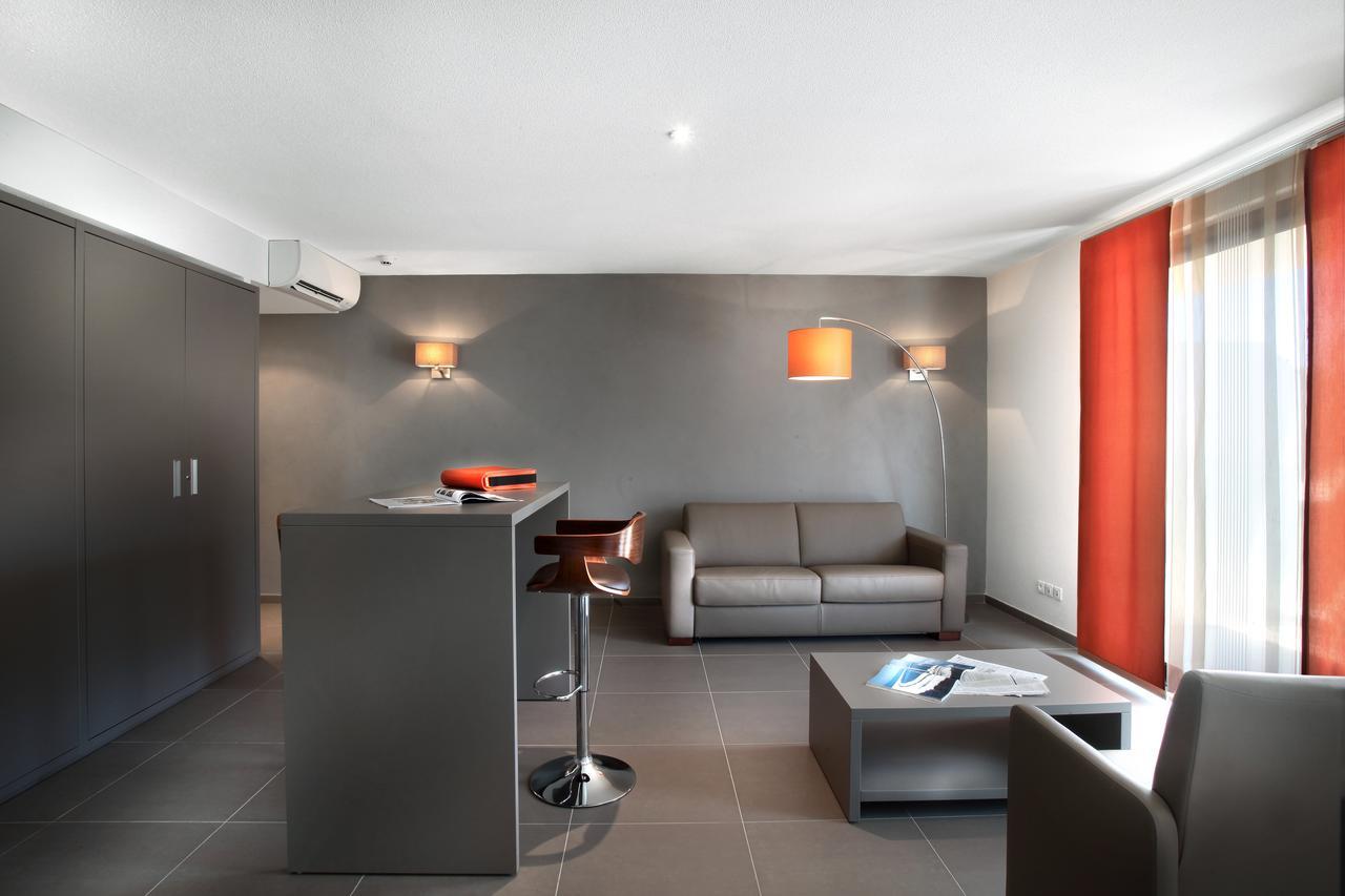 Seventeen Hotel Valbonne Luaran gambar