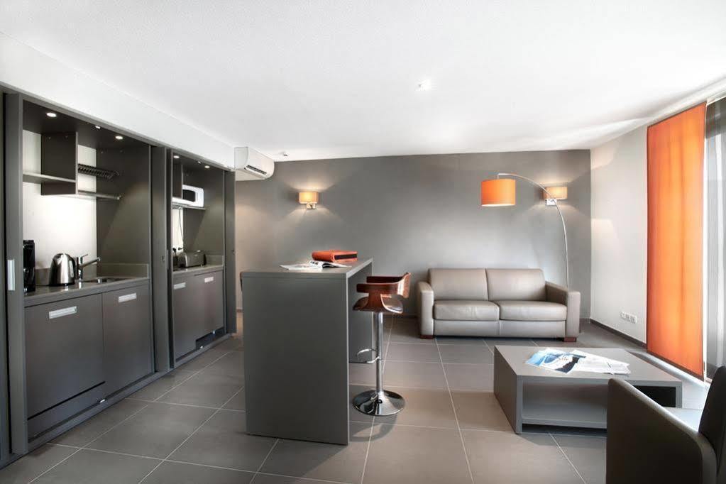 Seventeen Hotel Valbonne Luaran gambar